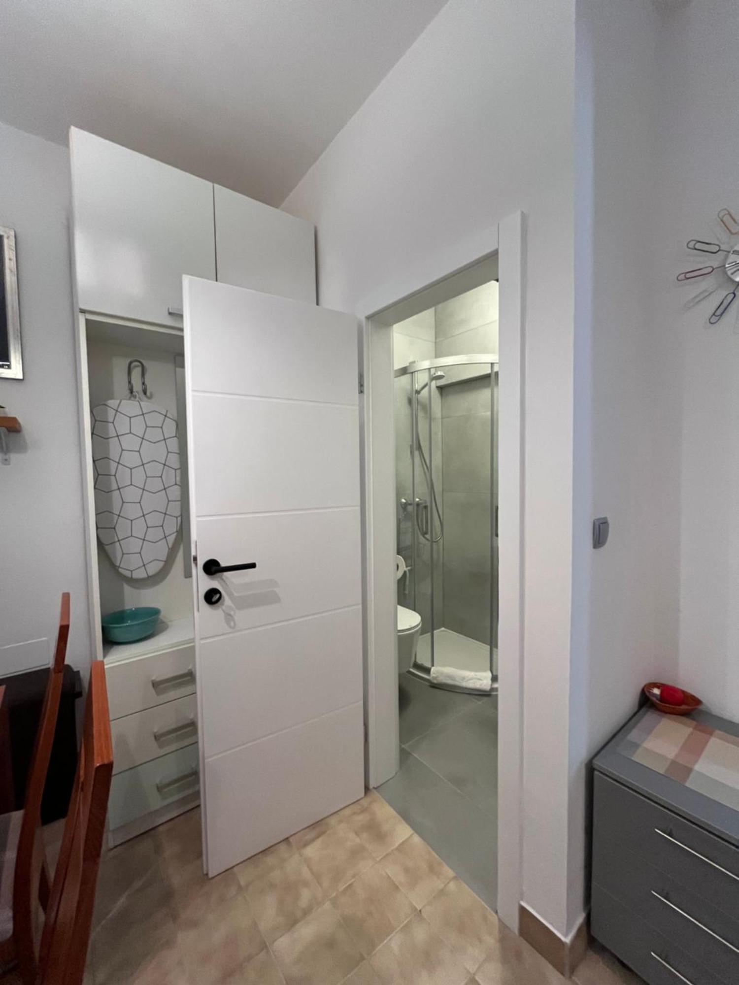 Studio Apartment And Rooms Adria Vodice Exterior foto