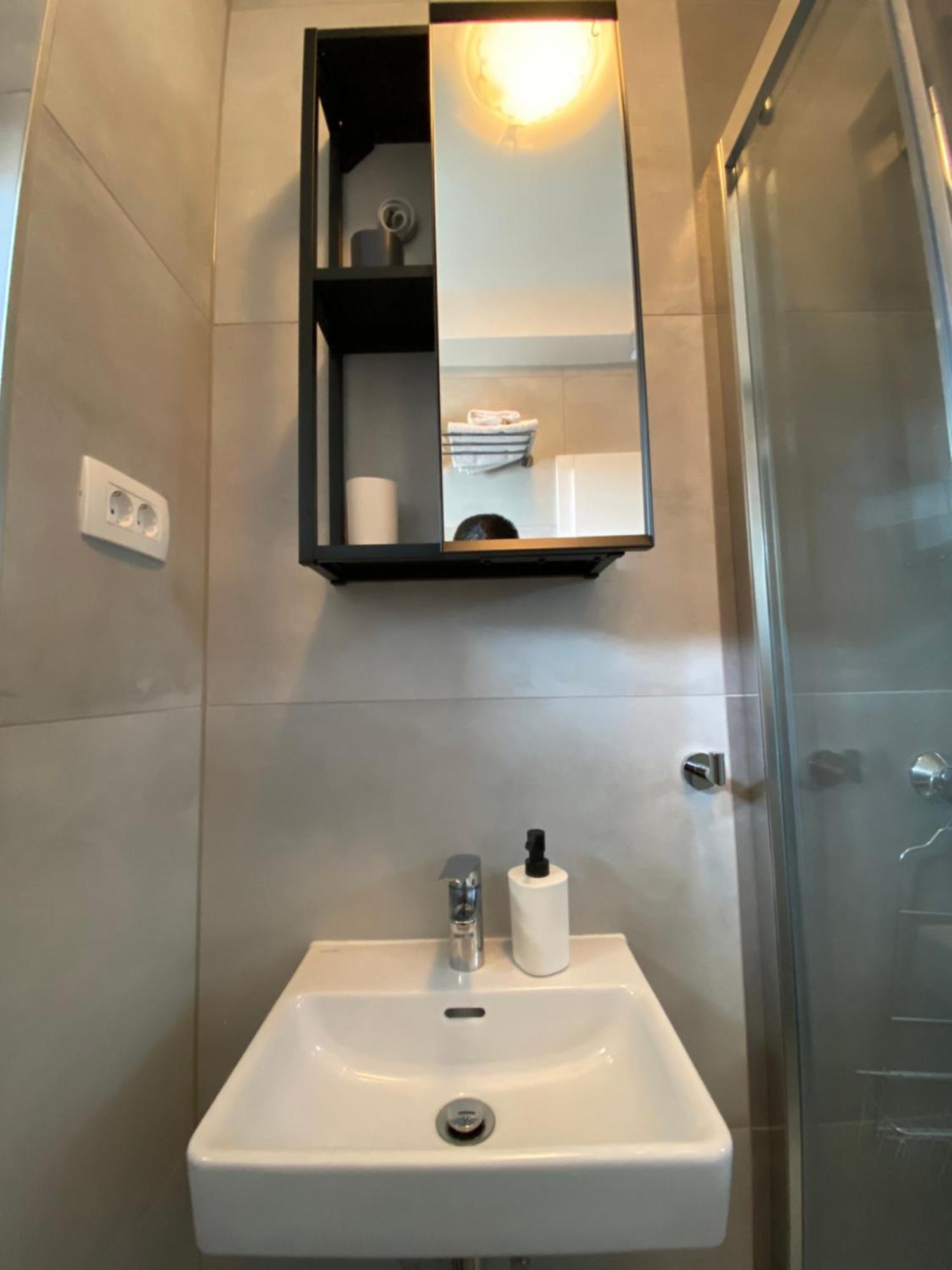 Studio Apartment And Rooms Adria Vodice Exterior foto